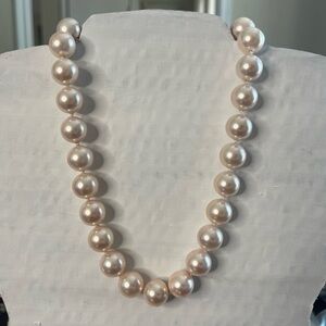 Soft Pink Faux Pearl Necklace 8” with Iman Closure